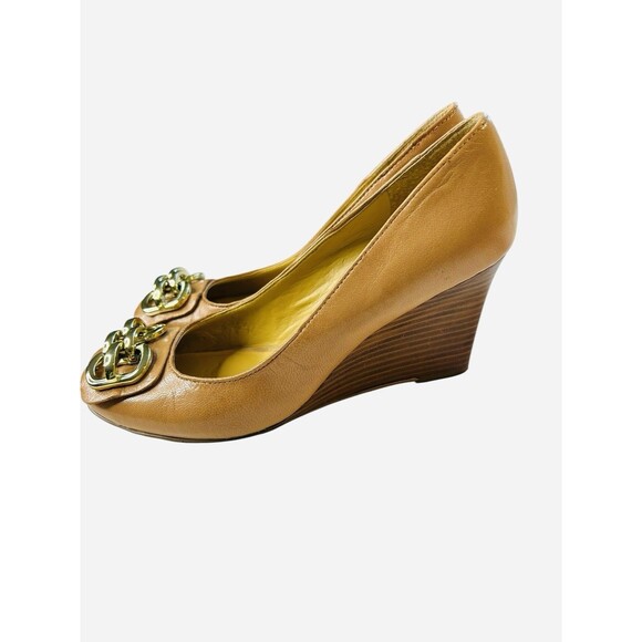 Nine West Stacked Wedge Heels Pumps Leather Camel Tan Gold Tone Hardware Size 6M - Picture 2 of 15